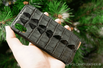 Ốp lưng Iphone da cá sấu Volcano leather