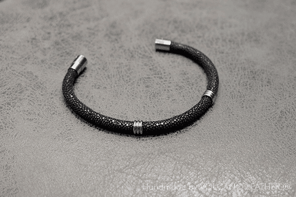 vong-tay-da-ca-suoi-(7) Vòng tay da cá đuối VOLCANO Leather